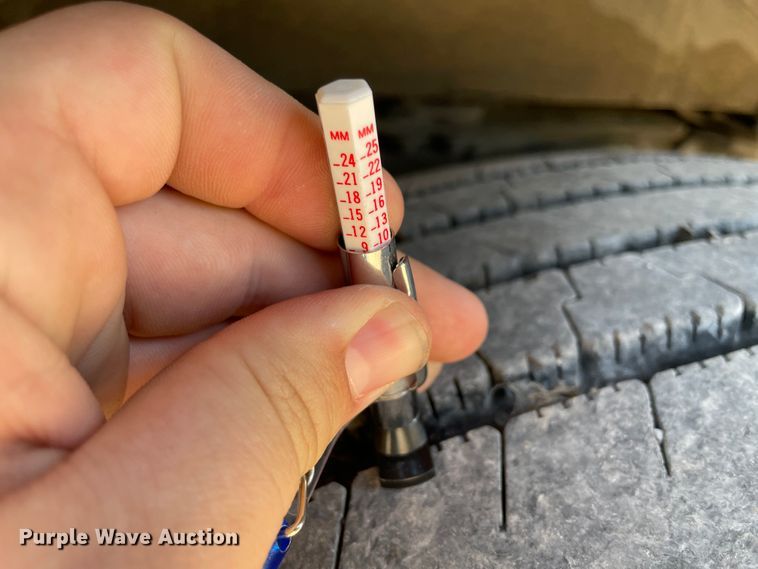 image for item HX9790 1990 Ottawa 08V  pumper fire truck