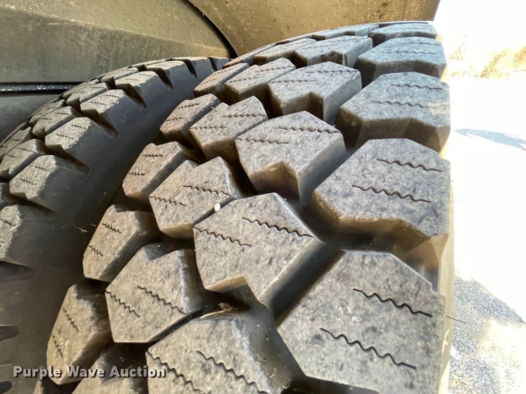 image for item HX9790 1990 Ottawa 08V  pumper fire truck