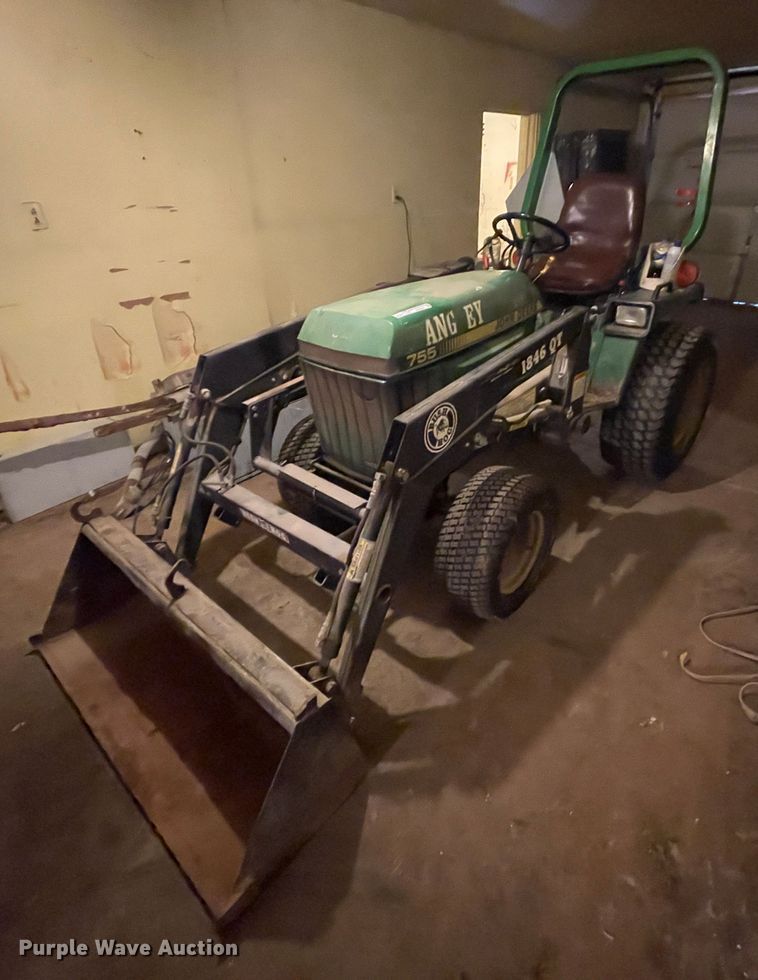 image for item HX9841 John Deere 755  tractor