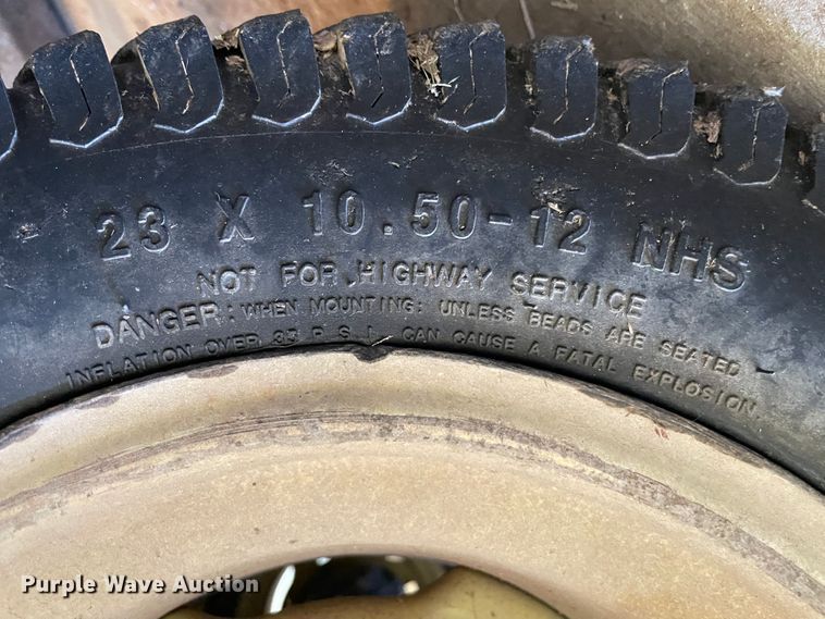 image for item HX9841 John Deere 755  tractor