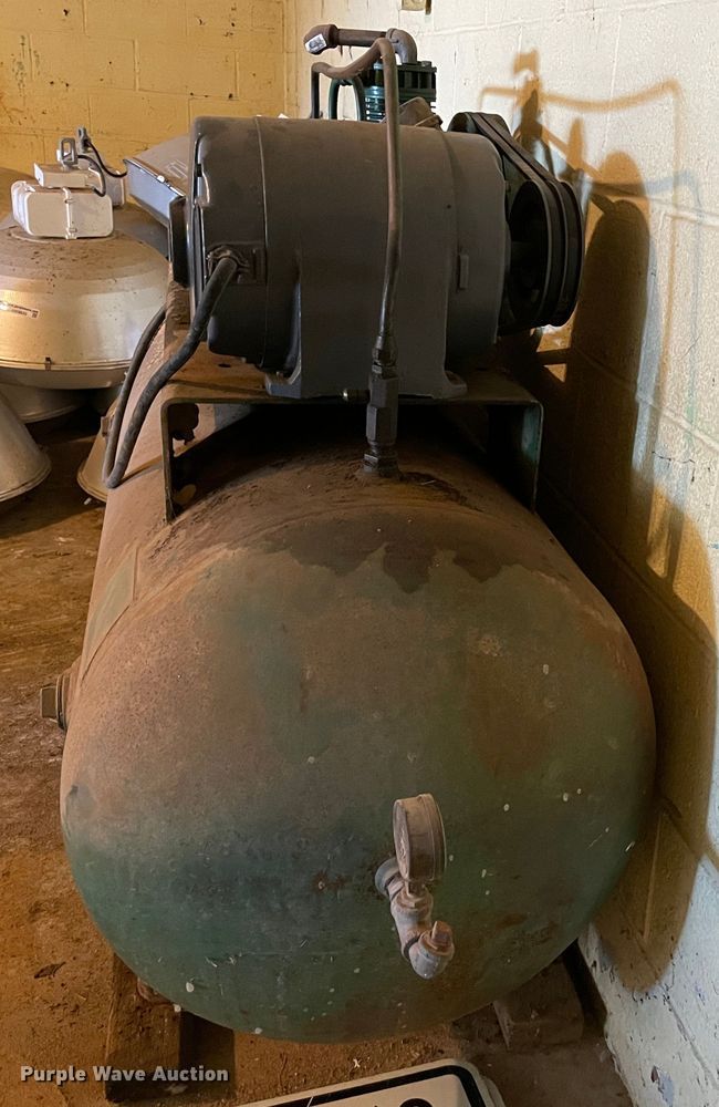 image for item HX9843 Kargard Industries  air compressor