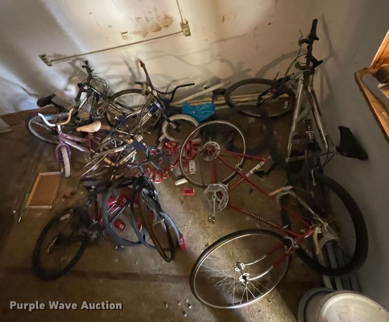 image for item HX9847 (7) bicycles