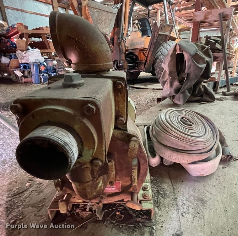 image for item HX9849 Wisconsin S12D 3" water pump