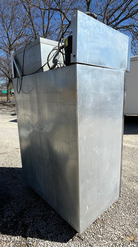 image for item HX9875 Victory VF-2  refrigerator