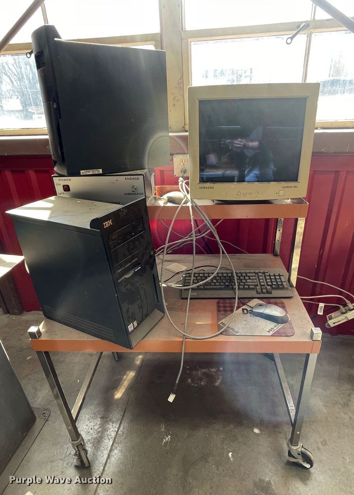 image for item HX9877 Shopmaster El Dorado  bridgemill