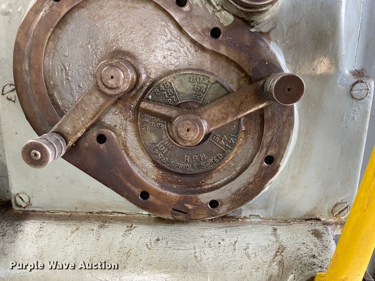 image for item HX9878 Milwaukee  vertical milling machine