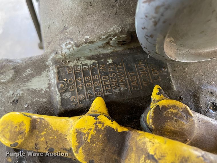 image for item HX9878 Milwaukee  vertical milling machine