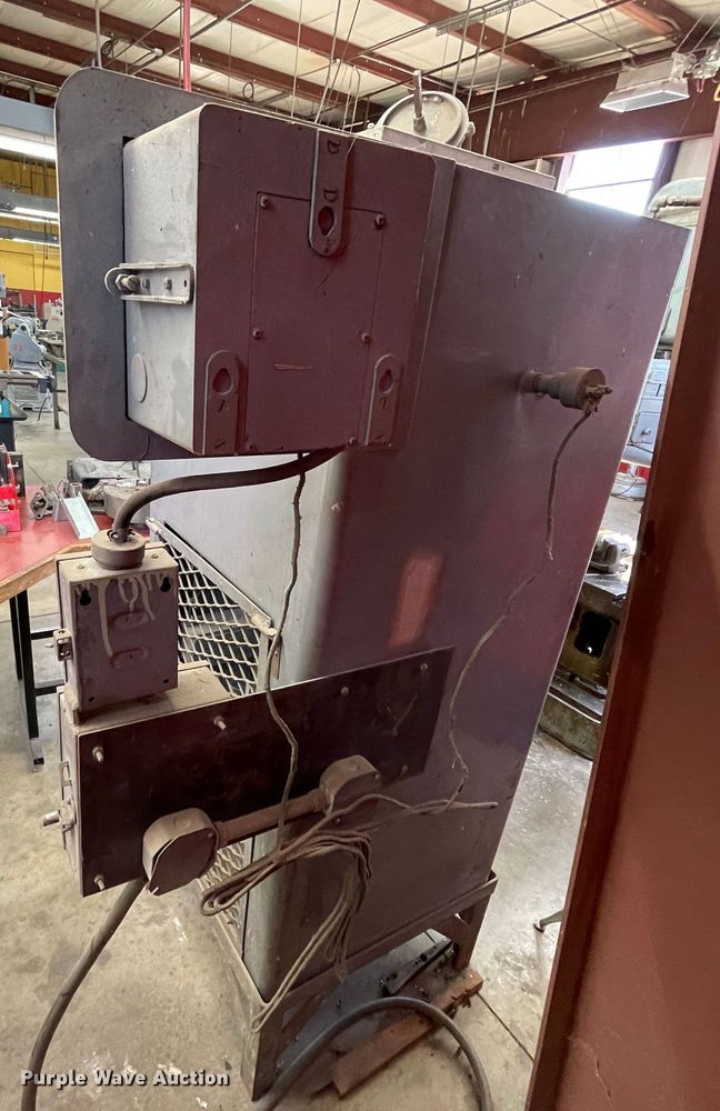 image for item HX9880 Waltz Furnace Company WFA-TG  heat treating furnace