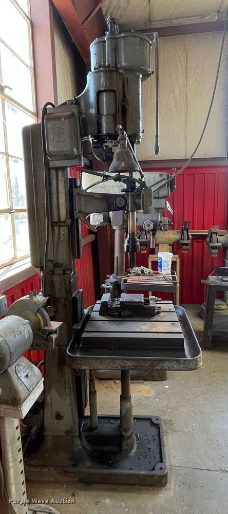 image for item HX9881 HE Avey Drilling Machine Co MA-6  drill press