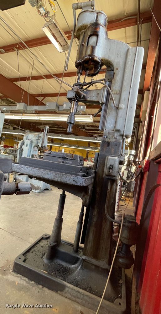 image for item HX9881 HE Avey Drilling Machine Co MA-6  drill press