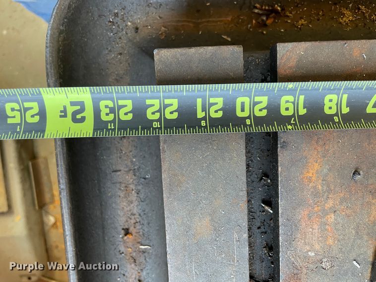 image for item HX9881 HE Avey Drilling Machine Co MA-6  drill press