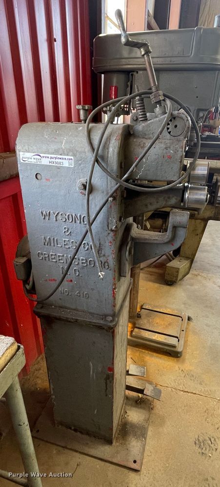 image for item HX9883 Wysong & Miles Co. No. 410 bead roller