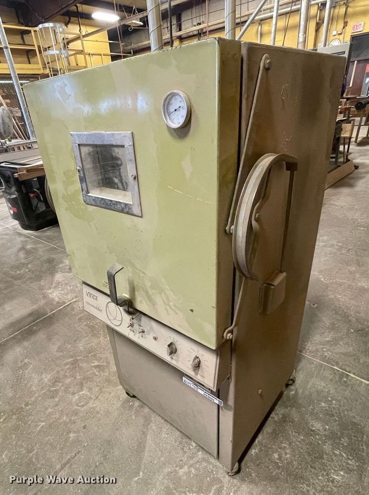 image for item HX9884 Vega Enterprises RM-14  rotomolder