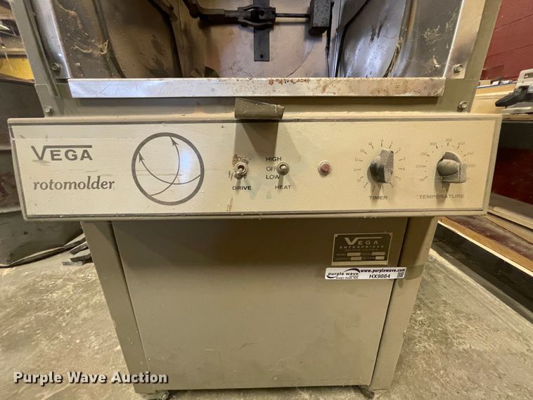 image for item HX9884 Vega Enterprises RM-14  rotomolder