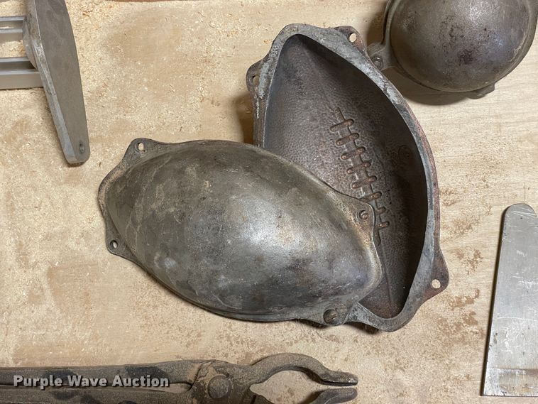 image for item HX9884 Vega Enterprises RM-14  rotomolder