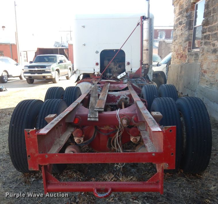 image for item IG9219 1979 Freightliner  semi truck