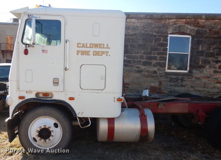 image for item IG9219 1979 Freightliner  semi truck