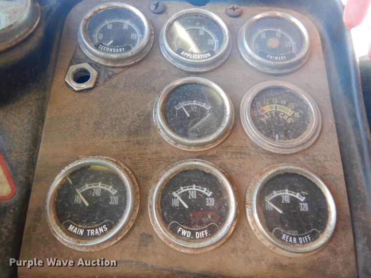 image for item IG9219 1979 Freightliner  semi truck