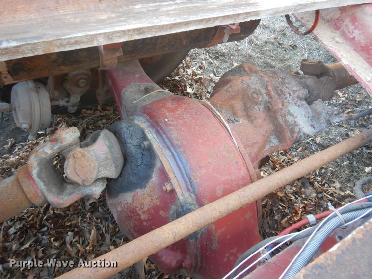 image for item IG9219 1979 Freightliner  semi truck