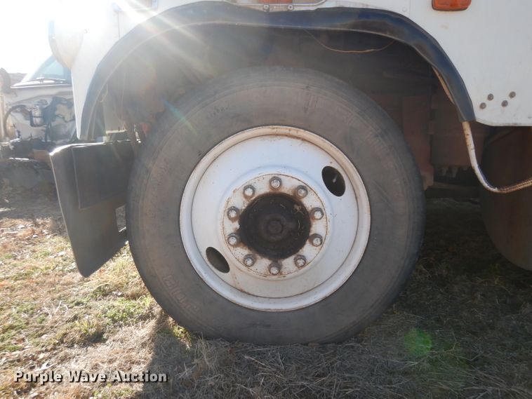 image for item IG9219 1979 Freightliner  semi truck