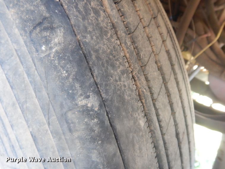 image for item IG9219 1979 Freightliner  semi truck