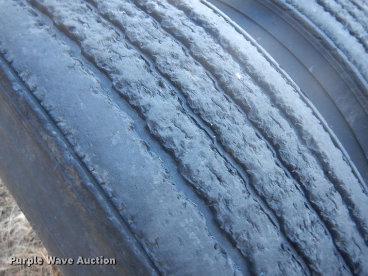 image for item IG9219 1979 Freightliner  semi truck