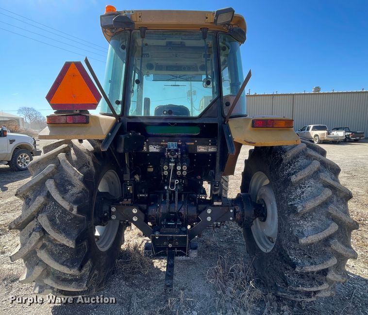 image for item II9247 2002 Challenger MT465  MFWD tractor