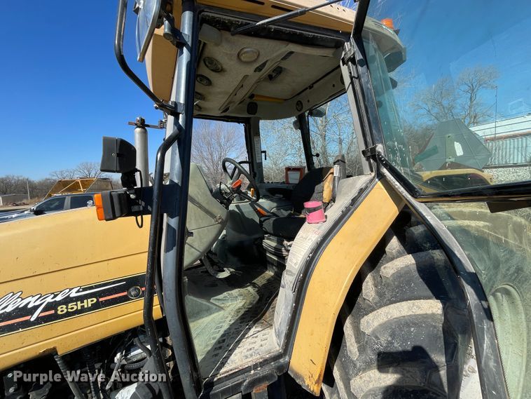 image for item II9247 2002 Challenger MT465  MFWD tractor