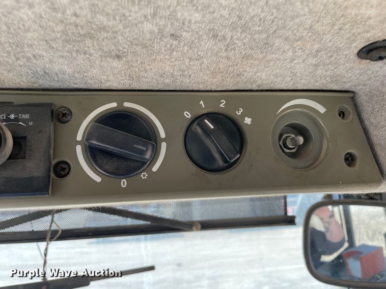 image for item II9247 2002 Challenger MT465  MFWD tractor