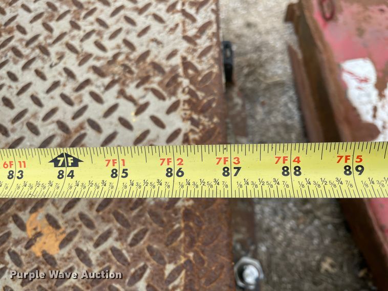 image for item II9273 2001 Chevrolet Silverado 1500  flatbed pickup truck