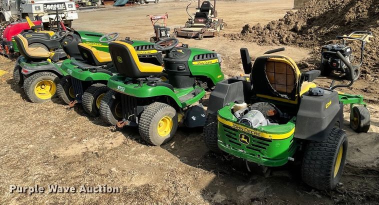 image for item II9278 John Deere lawn mowers and parts