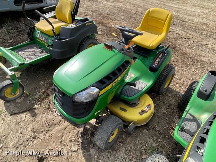 image for item II9278 John Deere lawn mowers and parts