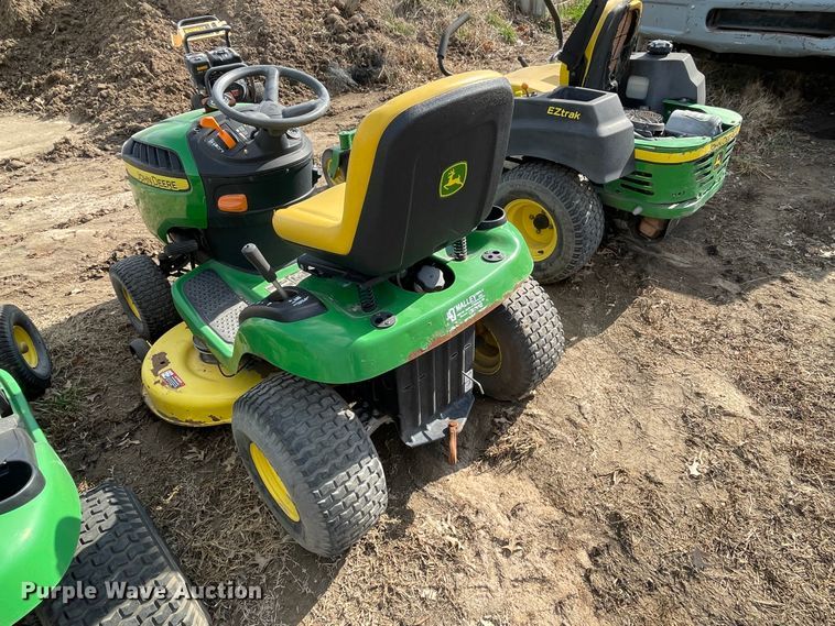 image for item II9278 John Deere lawn mowers and parts