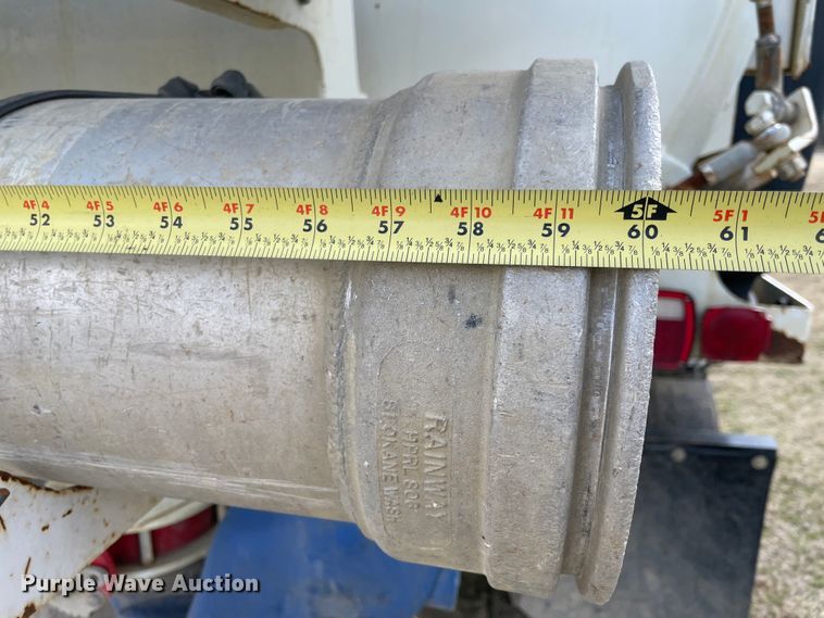 image for item II9280 2005 International 7400  sewer jetter truck