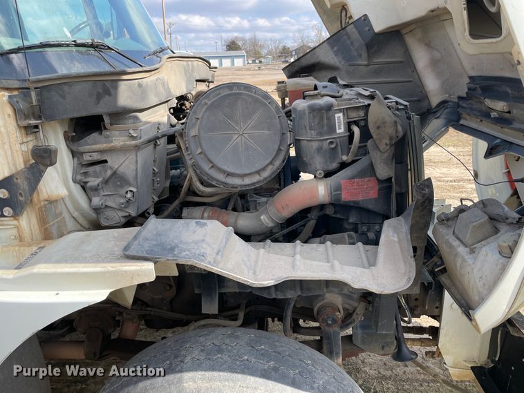 image for item II9280 2005 International 7400  sewer jetter truck