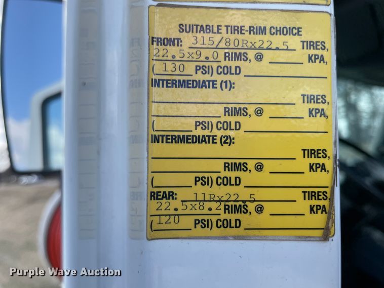 image for item II9280 2005 International 7400  sewer jetter truck