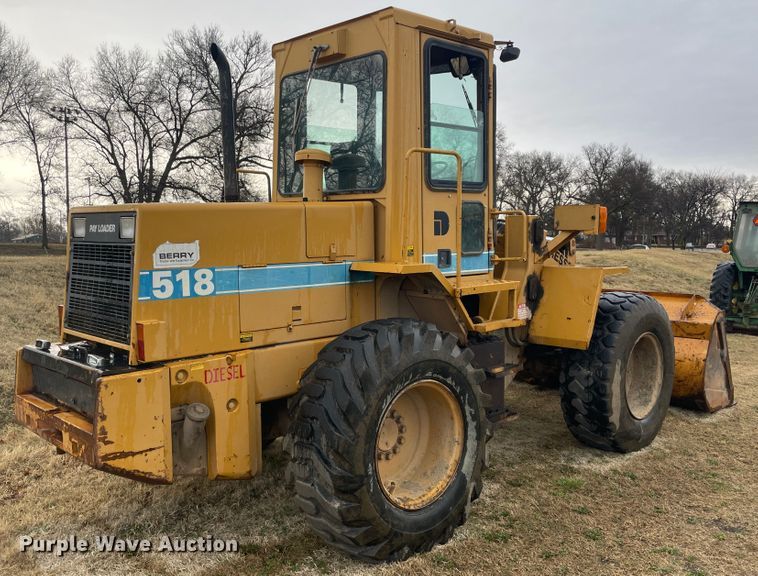 image for item II9281 1994 Dresser 518  wheel loader