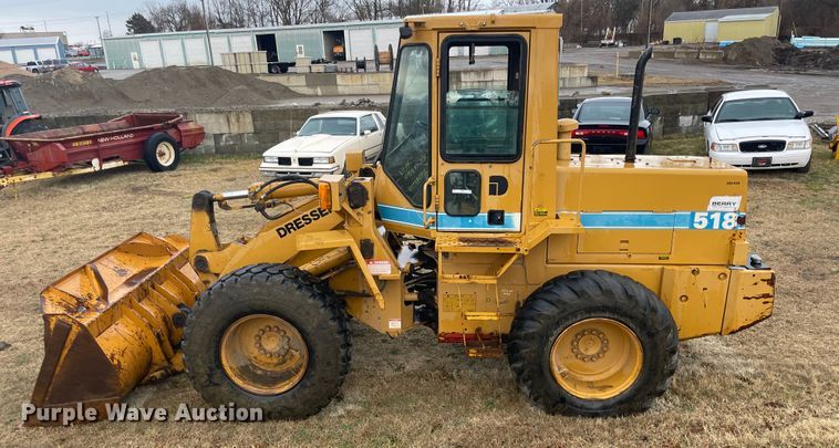 image for item II9281 1994 Dresser 518  wheel loader