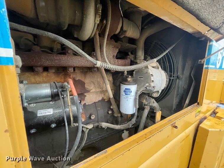 image for item II9281 1994 Dresser 518  wheel loader