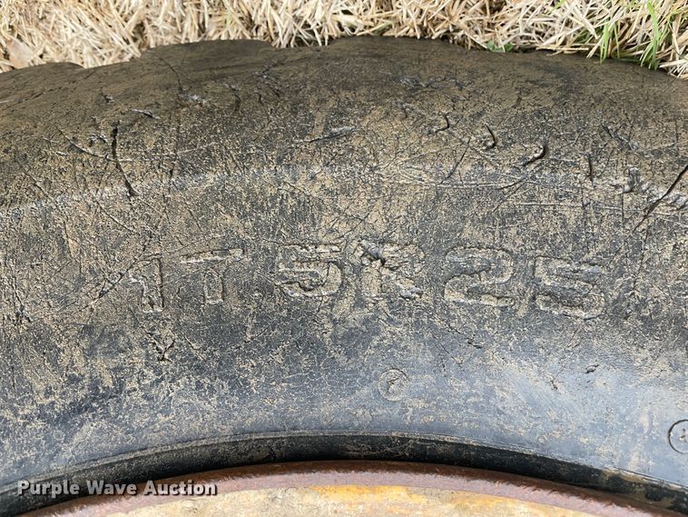 image for item II9281 1994 Dresser 518  wheel loader