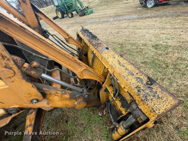 image for item II9285 Case 580L  backhoe