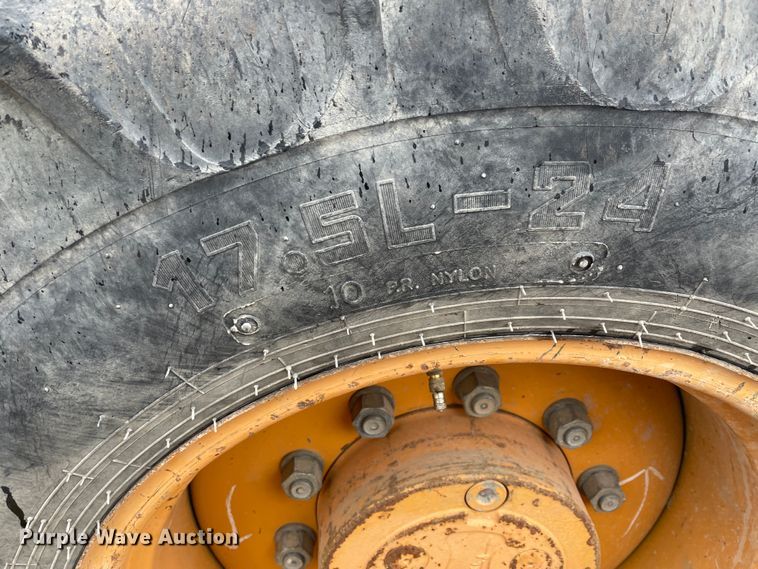 image for item II9285 Case 580L  backhoe