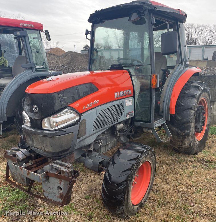 image for item II9289 Kubota L5240  MFWD tractor
