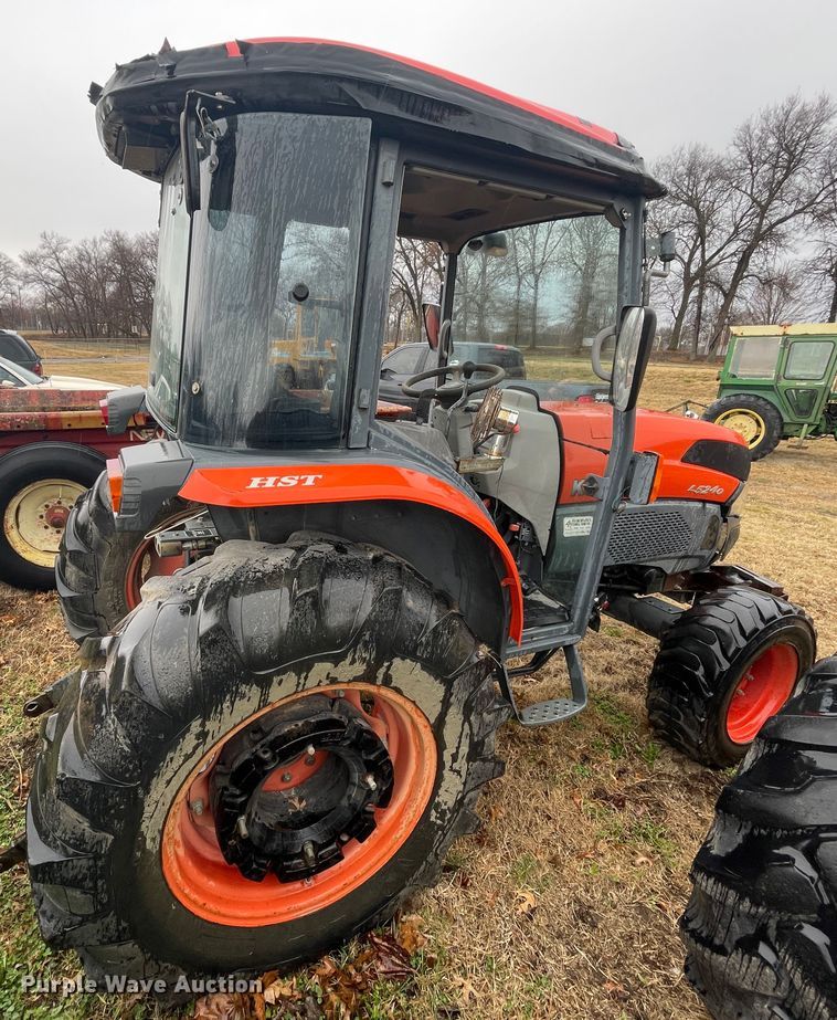 image for item II9289 Kubota L5240  MFWD tractor