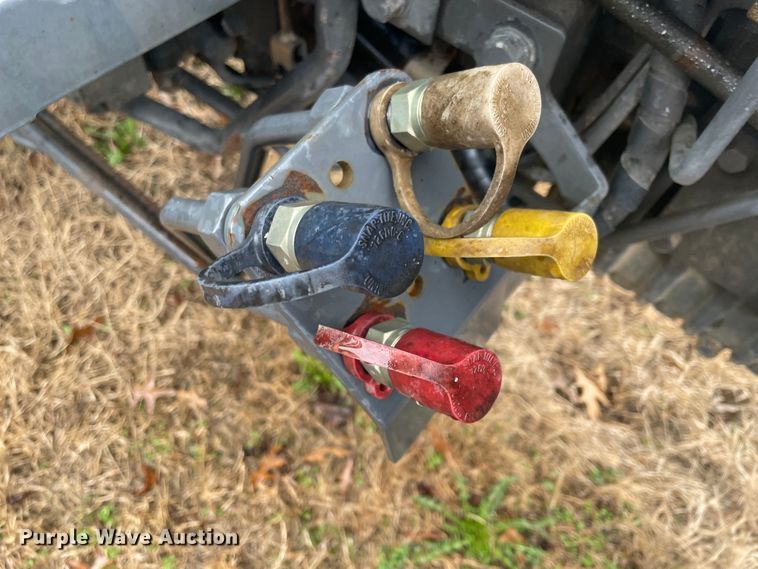 image for item II9289 Kubota L5240  MFWD tractor