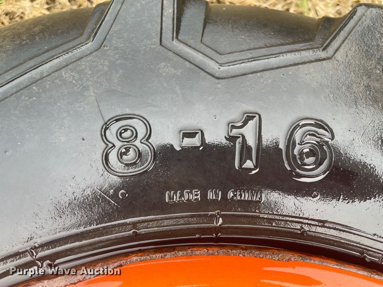 image for item II9289 Kubota L5240  MFWD tractor