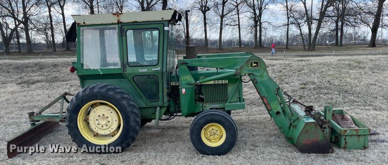 image for item II9291 John Deere 2040  tractor