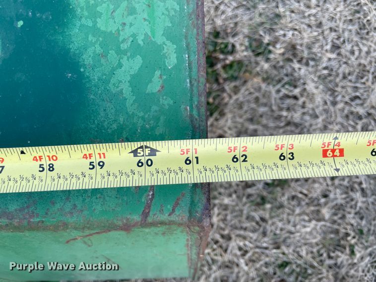 image for item II9291 John Deere 2040  tractor