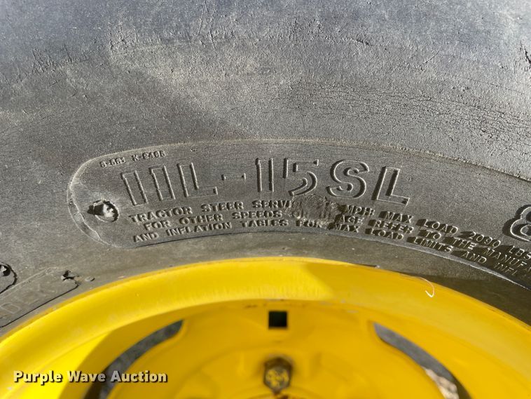 image for item II9291 John Deere 2040  tractor