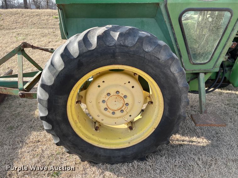image for item II9291 John Deere 2040  tractor